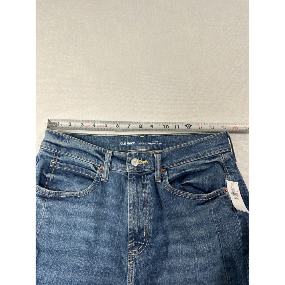 Old Navy NEW High-Rise Barrel‎ Leg Jeans Medium Wash Blue Denim 12 Petite - Picture 7 of 8